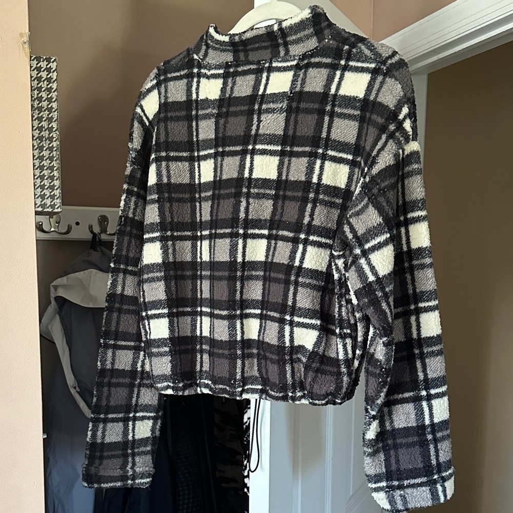 Love Tree Black and Cream Plaid Faux Fleece Quarter Zip - Picture 4 of 4